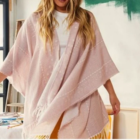 New Gentle Fawn Hermosa Reversible Blush Fringe Hem Kimono Cardigan M/L - Picture 2 of 9